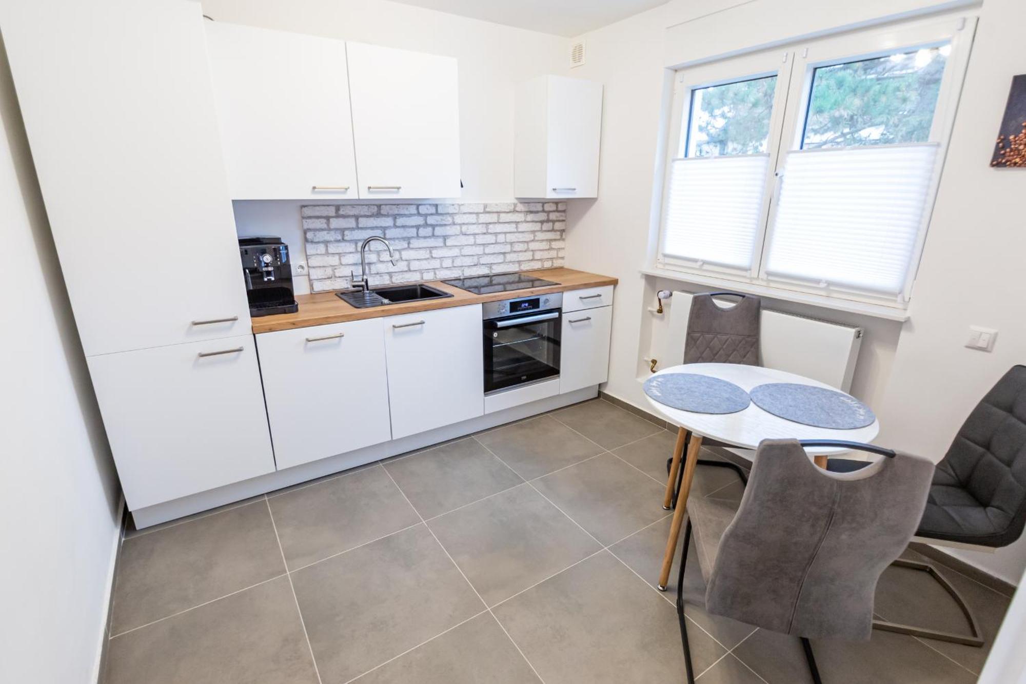 Quiet House - 10 Min Away From Cologne Apartment แบร์กิชกลัดบัค ภายนอก รูปภาพ
